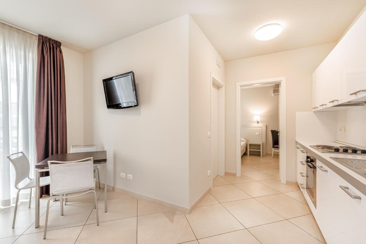Hotel&Residence Exclusive Marina Di Carrara Exterior foto
