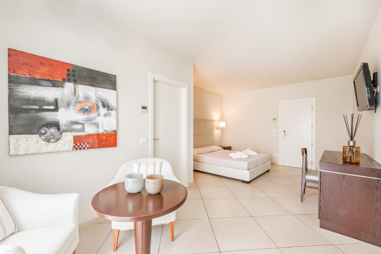 Hotel&Residence Exclusive Marina Di Carrara Exterior foto
