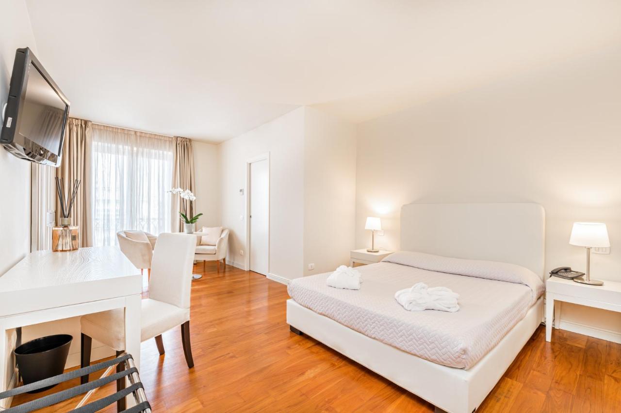 Hotel&Residence Exclusive Marina Di Carrara Exterior foto