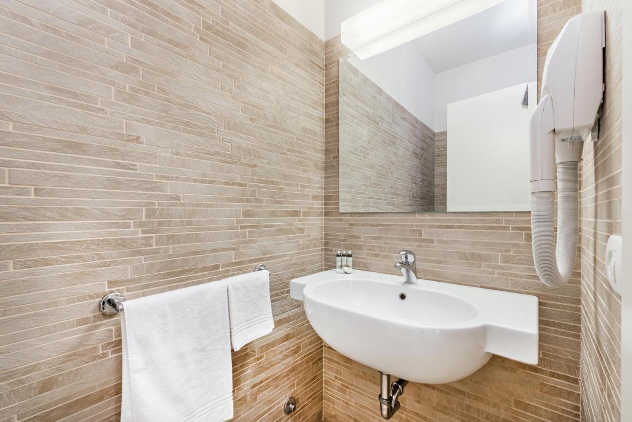 Hotel&Residence Exclusive Marina Di Carrara Exterior foto