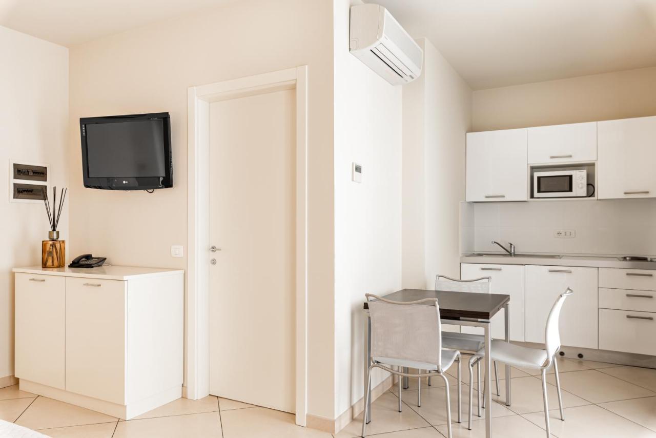 Hotel&Residence Exclusive Marina Di Carrara Exterior foto