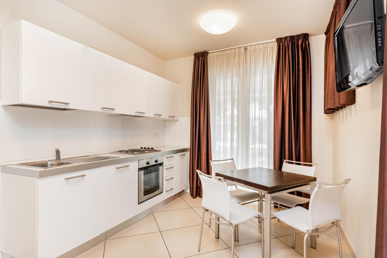 Hotel&Residence Exclusive Marina Di Carrara Exterior foto