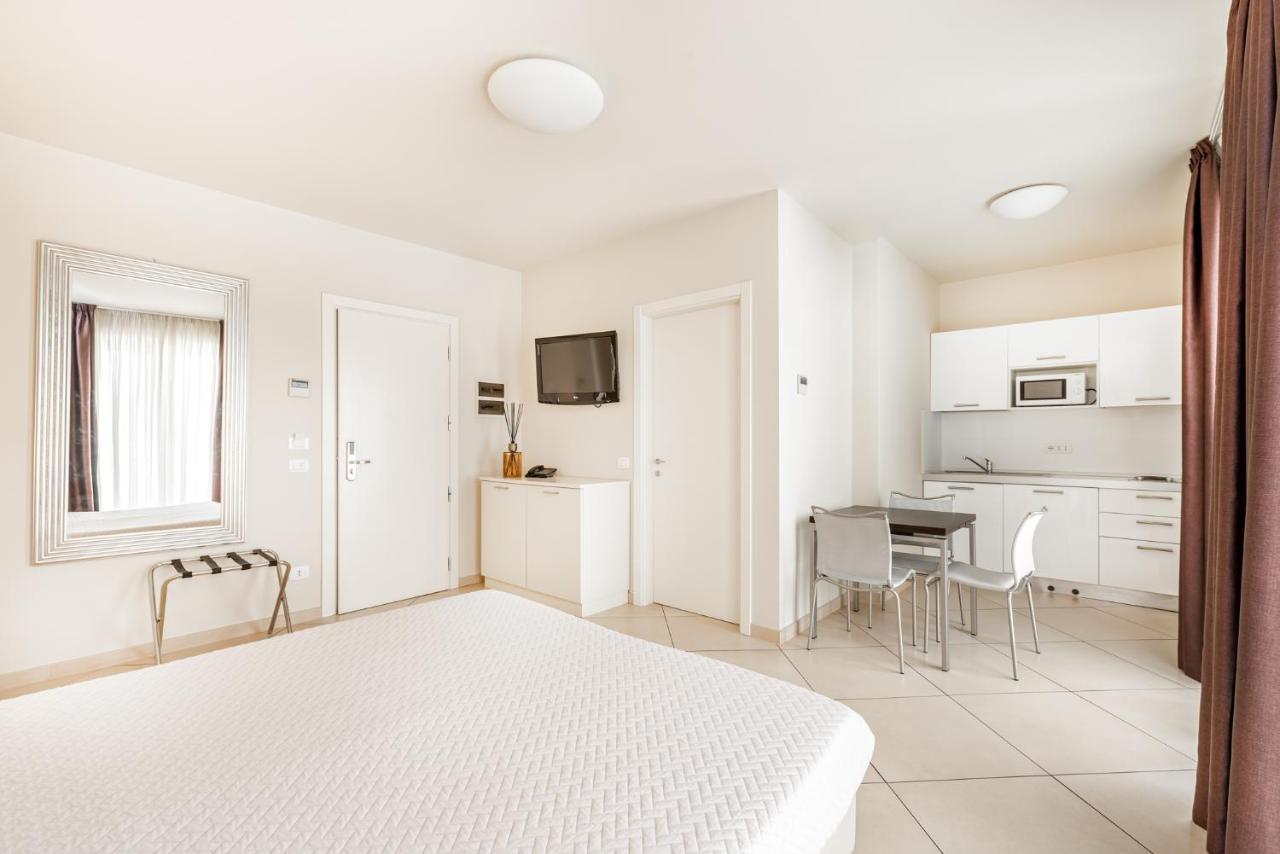 Hotel&Residence Exclusive Marina Di Carrara Exterior foto